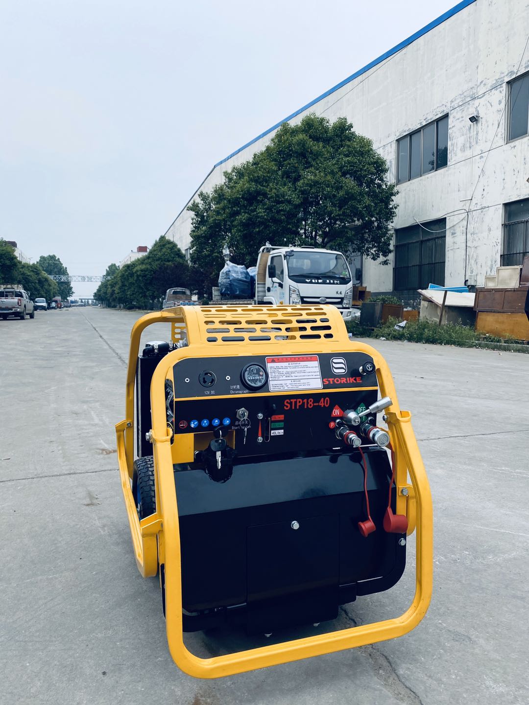 23馬力液壓動力站使用時要留心什么？